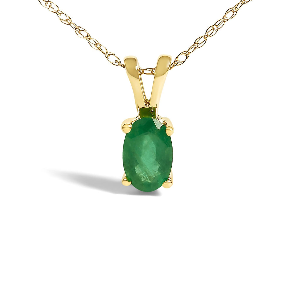Esmé Solitaire Pendant Necklace