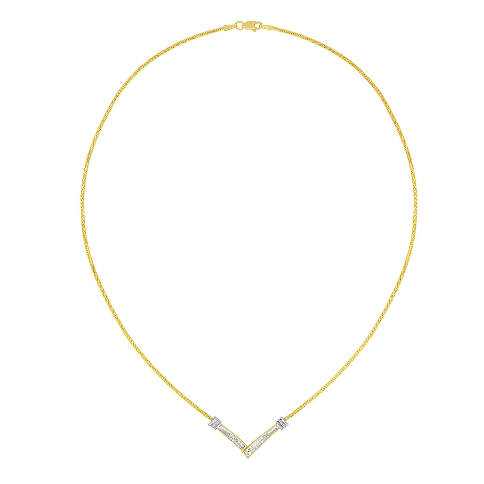 Orlivine Pendant Necklace