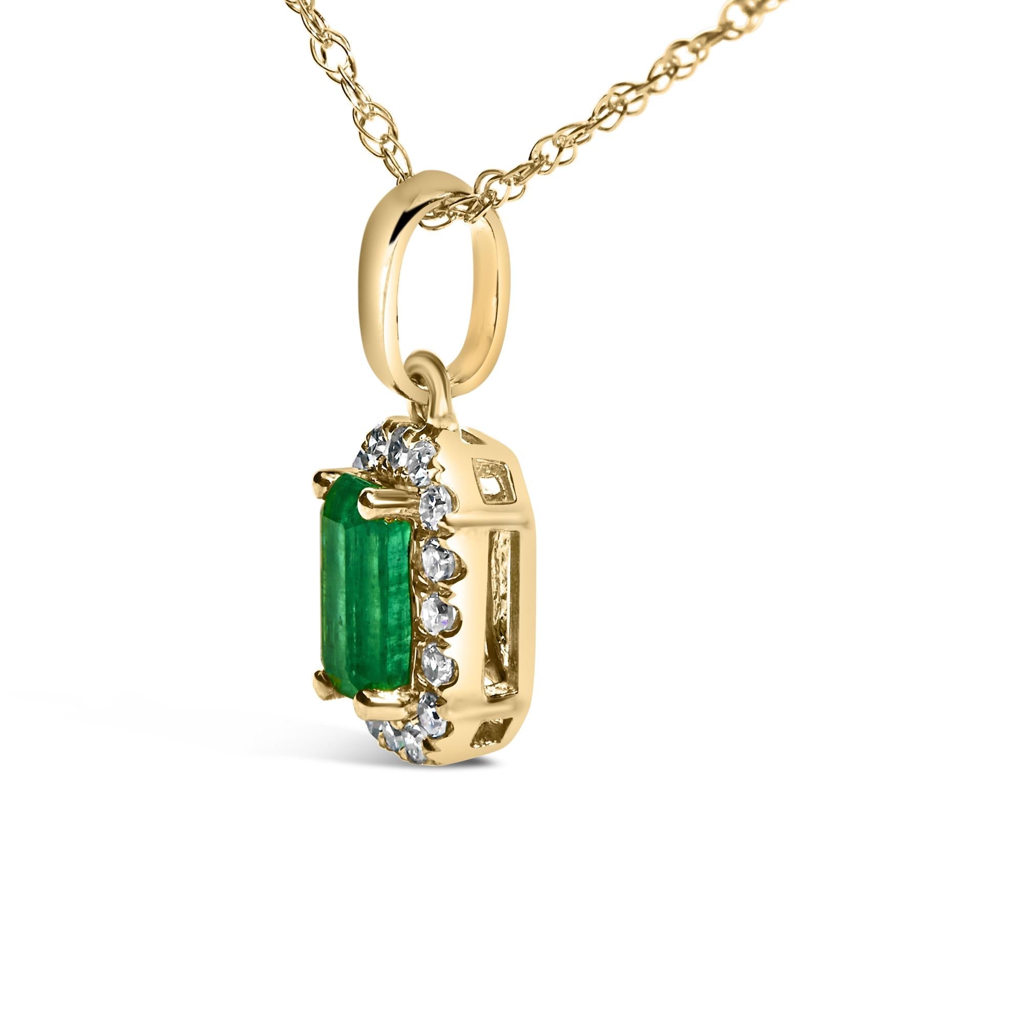 Maelis Pendant Necklace