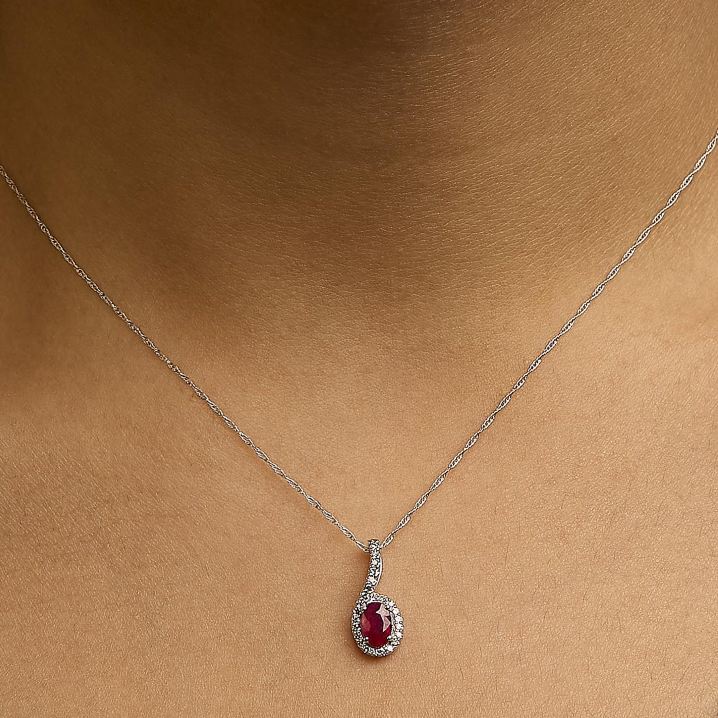 Carmine Teardrop Pendant Necklace