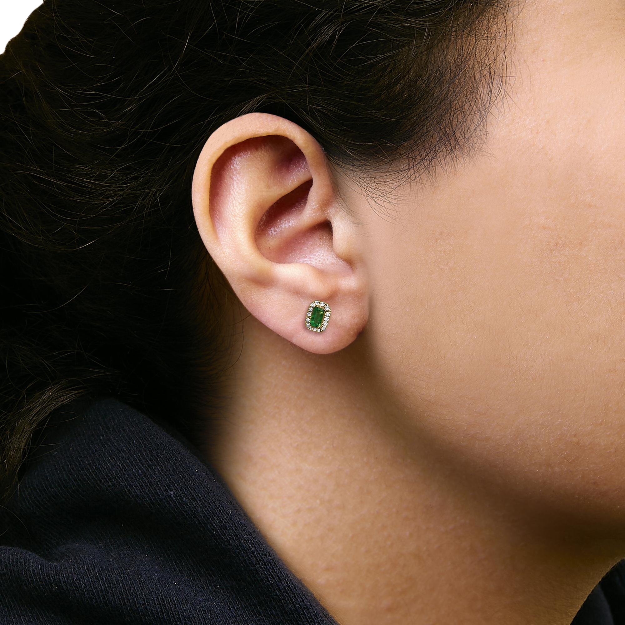 14K Yellow Gold Green Emerald and 1/8 Cttw Diamond Halo Octagonal Shaped Stud Earrings  (I-J Color, I1-I2 Clarity)