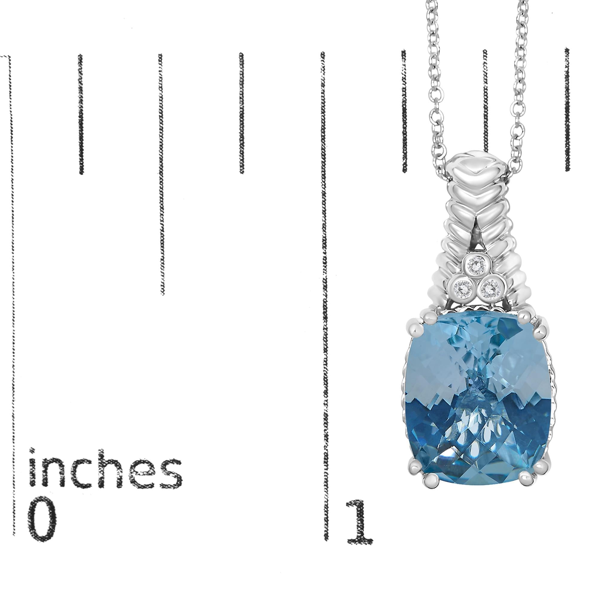 Solene Pendant Necklace