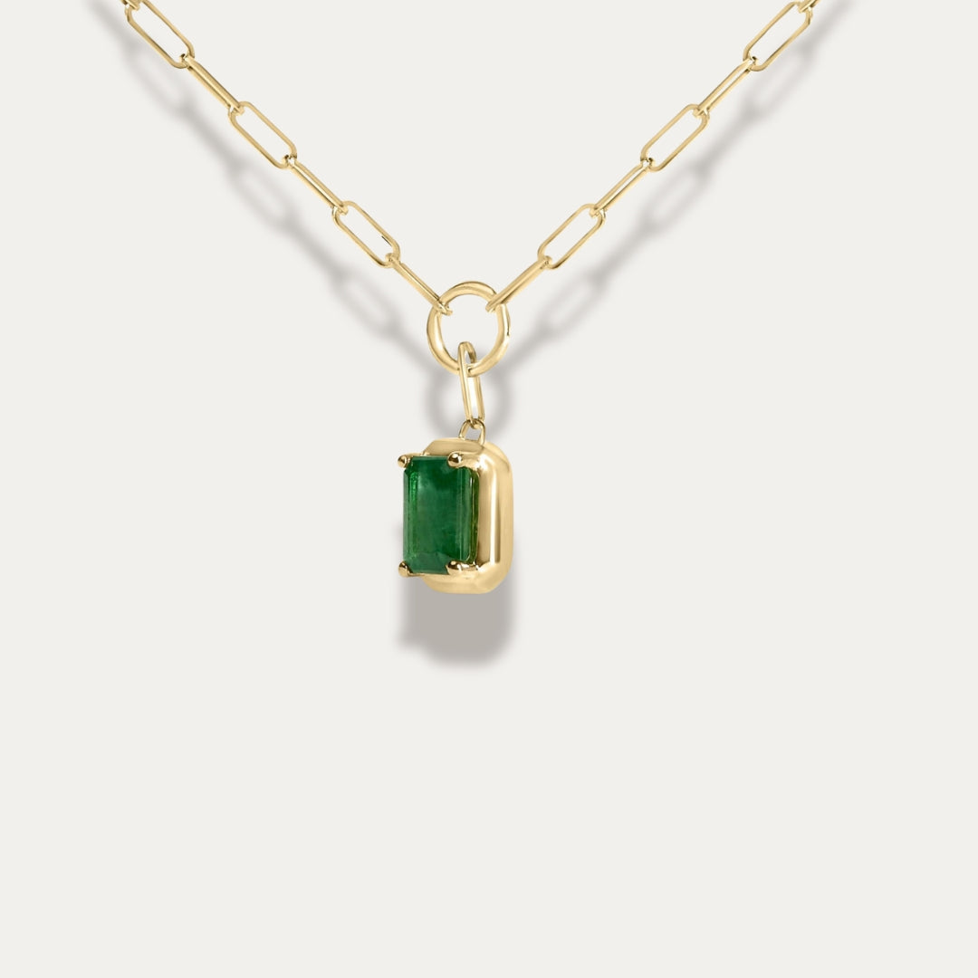 Maelis Emerald Solitaire Pendant Necklace