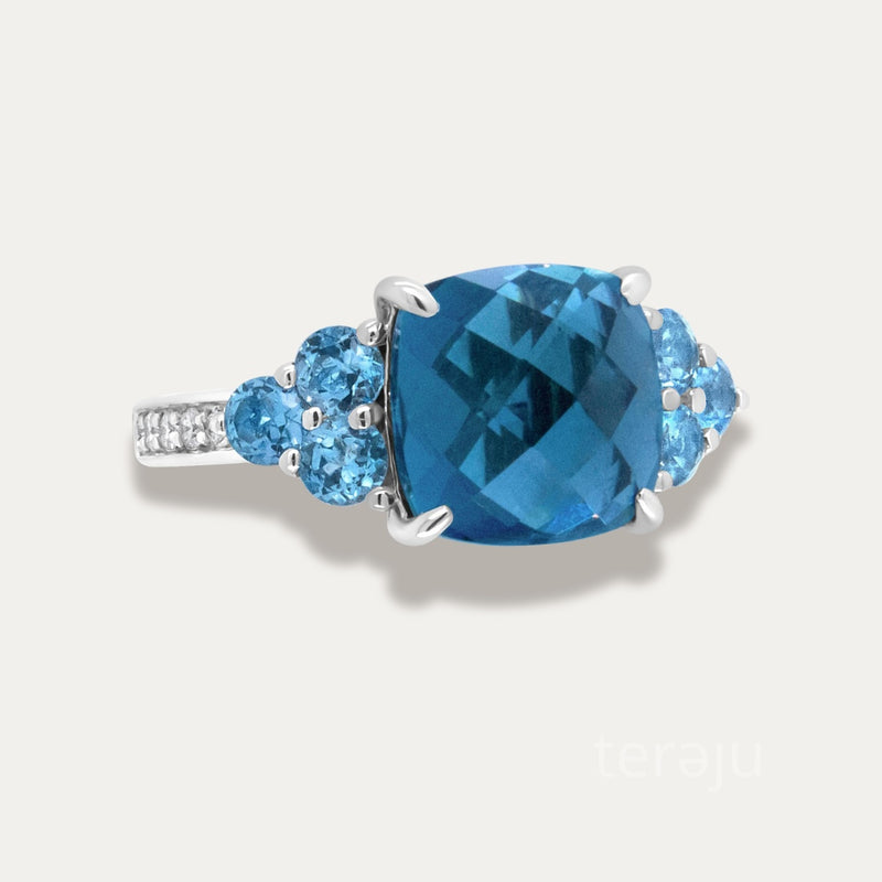 Melisandre Blue Topaz Diamond Ring